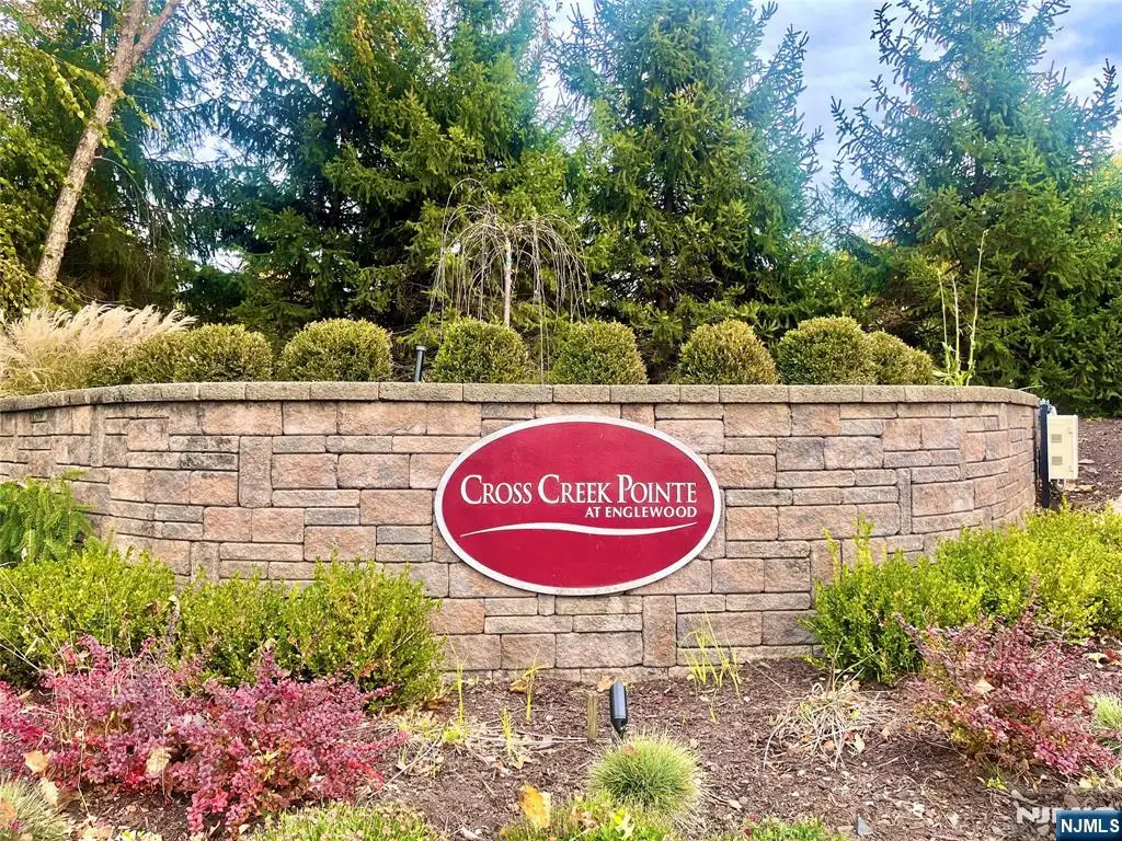 14 Regency Circle 14, Englewood, NJ 07631 - #1