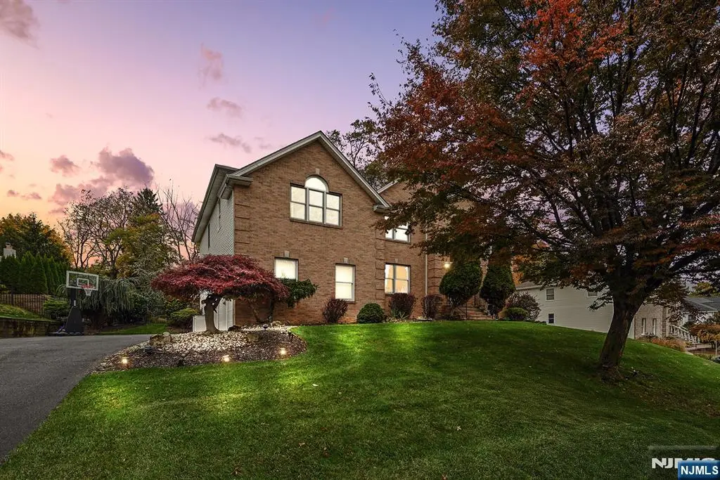 26 Stratton Drive, Wayne, NJ 07470 - Image #1