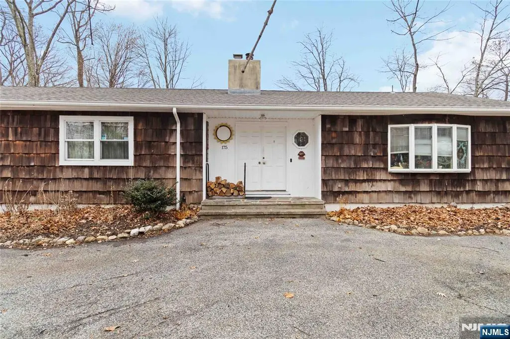 175 Highland Lakes Road, Highland Lakes, NJ 07422 - Image #1