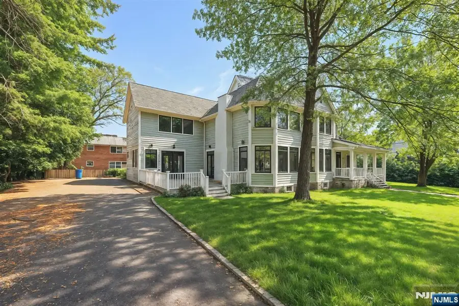 108 Lafayette Ave, Passaic, NJ 07055 - Image #2