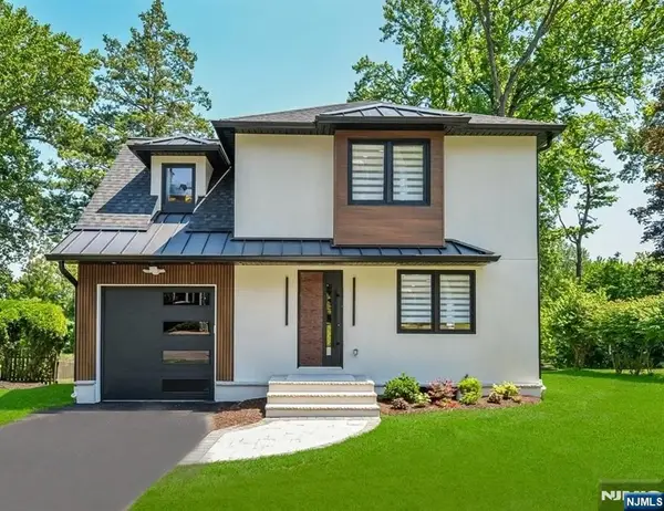 72 Roosevelt Street, Cresskill, NJ 07626