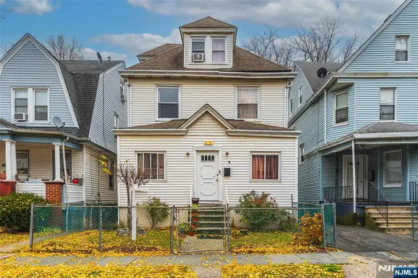 92 N 19th Street, East Orange, NJ 07017