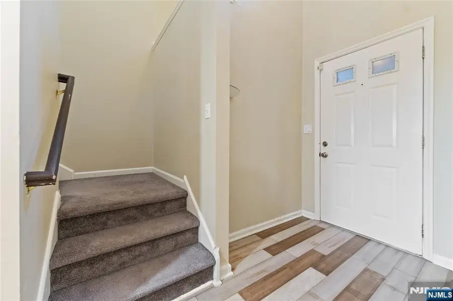 410 Heights Drive 8, Haledon, NJ 07508 - Image #2