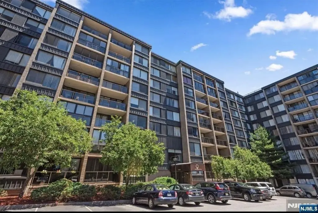 9060 Palisade Avenue 811, North Bergen, NJ 07047 - #1