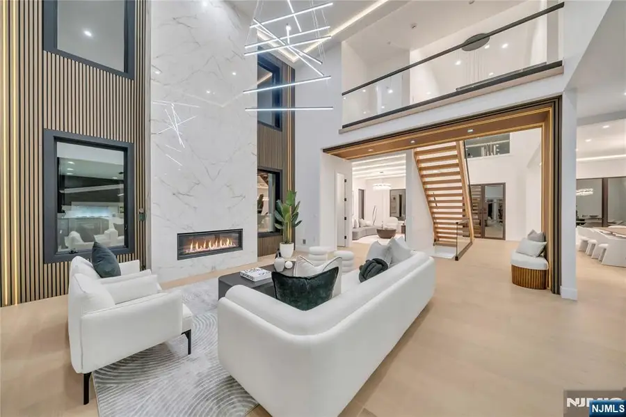 801 Godwin Road, Paramus, NJ 07652 - Image #3