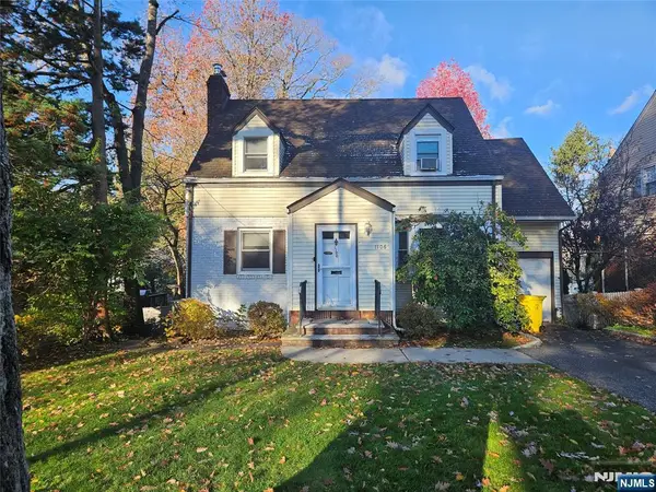 1106 Bromley Avenue, Teaneck, NJ 07666