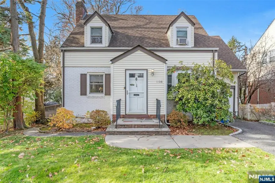 1106 Bromley Avenue, Teaneck, NJ 07666 - Image #2