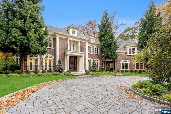 10 Berkery Place, Alpine, NJ 07620