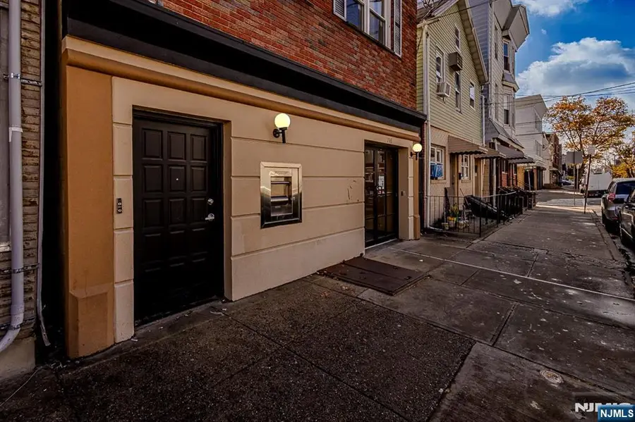 198 Jefferson Street, Newark, NJ 07105 - Image #2