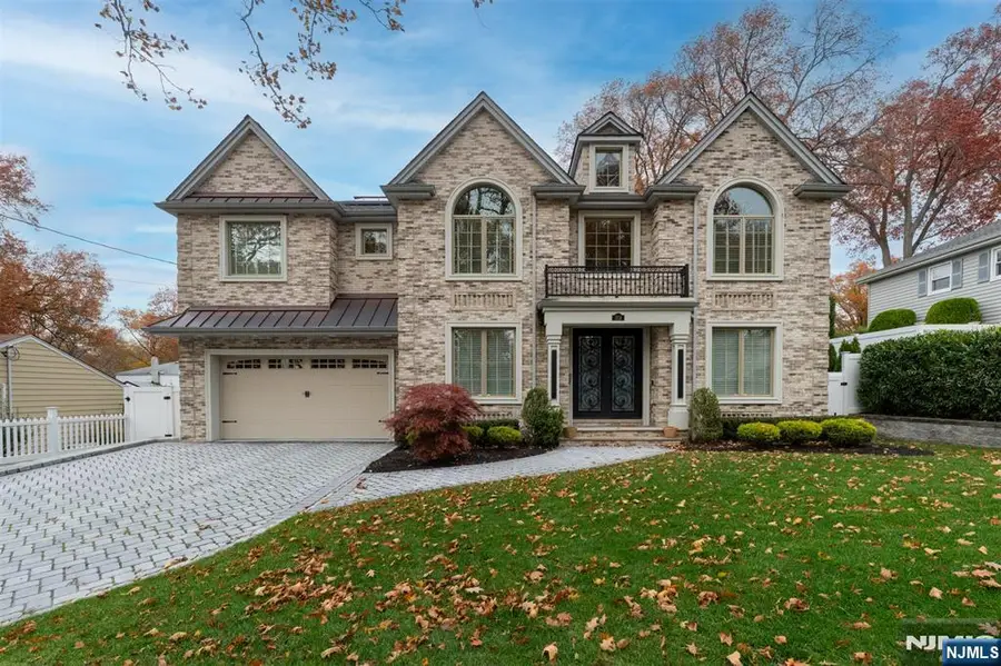 319 Franklin Place, Paramus, NJ 07652 - Image #2