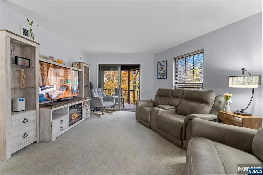 181 Long Hill 11-6, Little Falls, NJ 07424 - Image #2