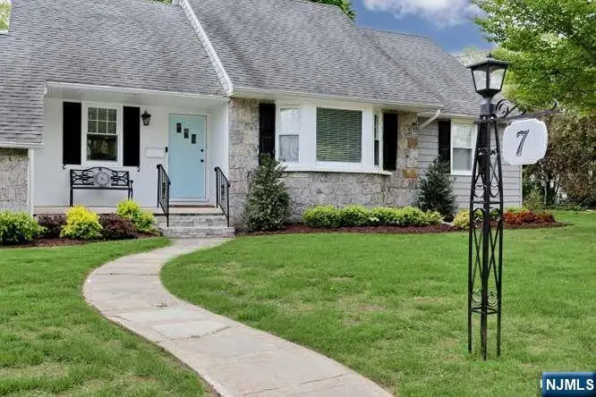 7 Madison Heights, Wyckoff, NJ 07481 - #3