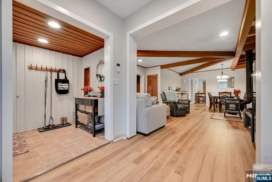 264 Demarest Avenue, New Milford, NJ 07646 - Image #3