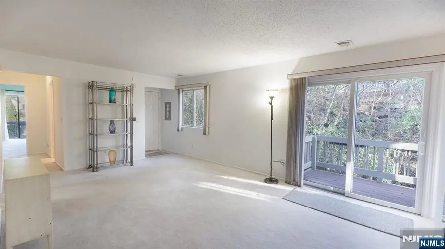 23 Karam Circle 3823, West Orange, NJ 07052 - Image #3