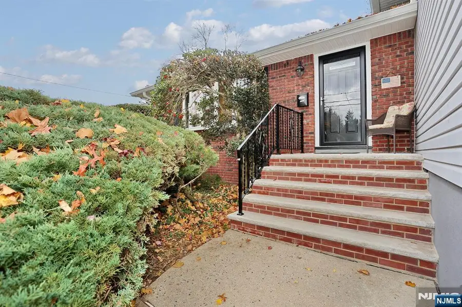 787 Schaefer Avenue, Oradell, NJ 07649 - Image #2