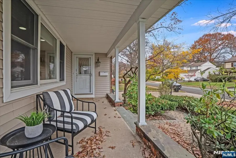 366 McKinley Boulevard, Paramus, NJ 07652 - Image #2