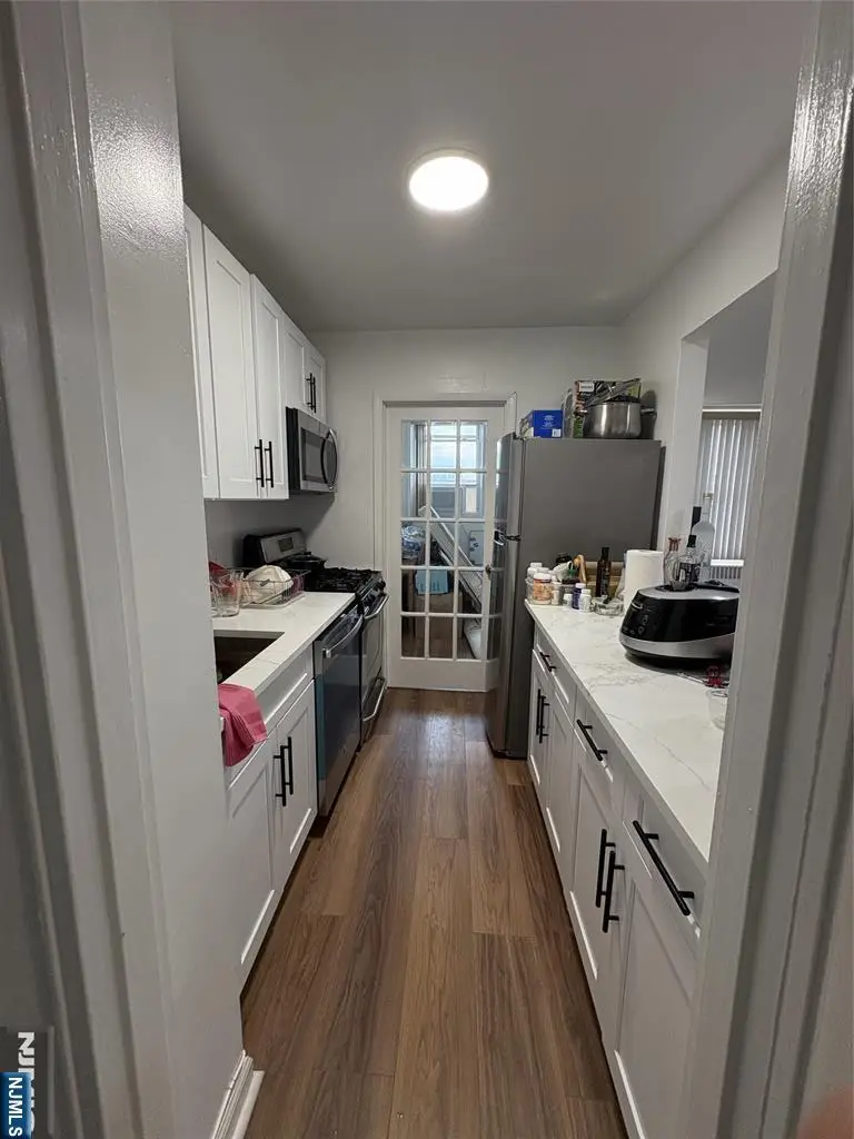 2160 Center Avenue 3S, Fort Lee, NJ 07024 - Image #2