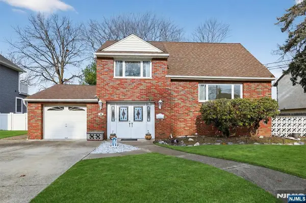 66 Jamros Terrace, Saddle Brook, NJ 07663