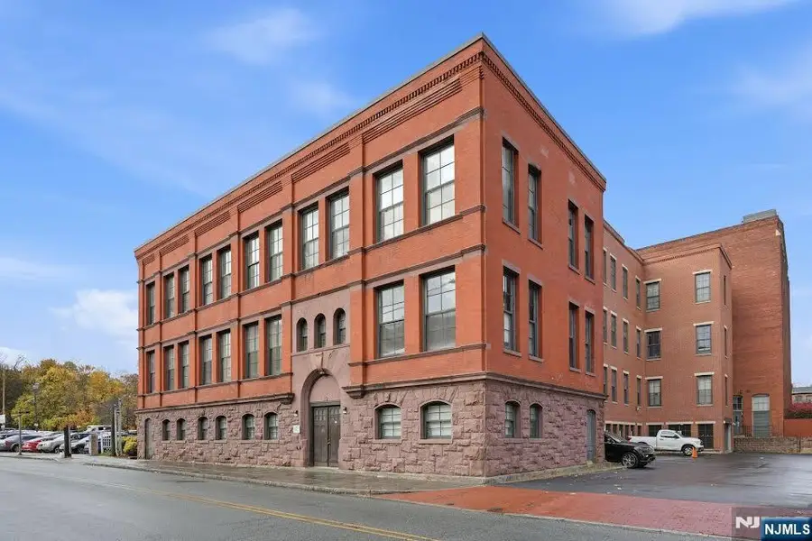 19 Market 205, Paterson, NJ 07501 - #2