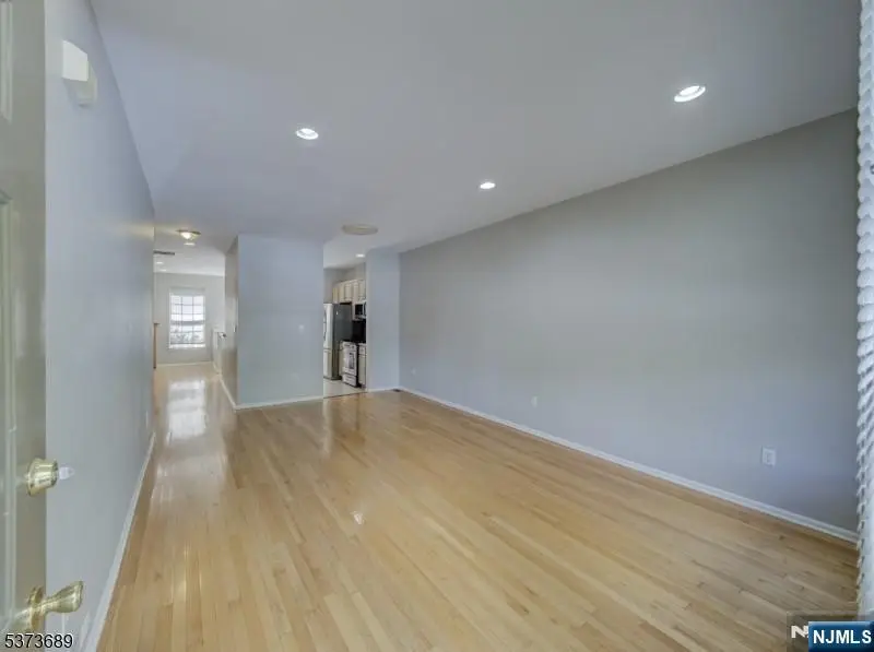 123 Cardigan Court, Parsippany, NJ 07054 - Image #2