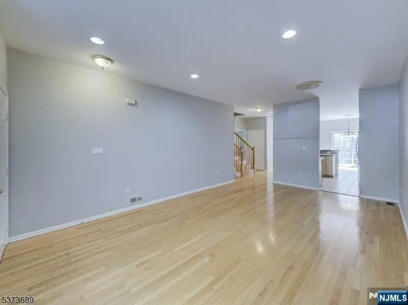 123 Cardigan Court, Parsippany, NJ 07054 - Image #3