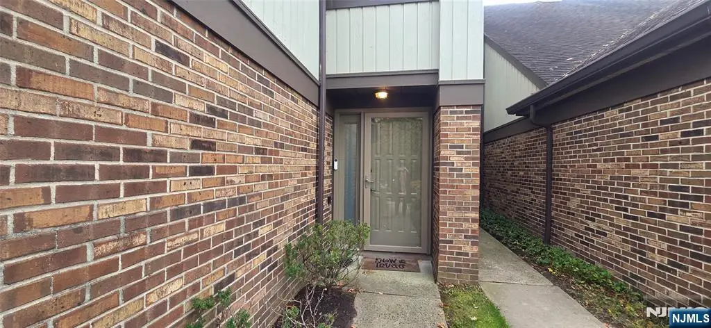 54 Meadowview Court, Leonia, NJ 07605 - Image #1