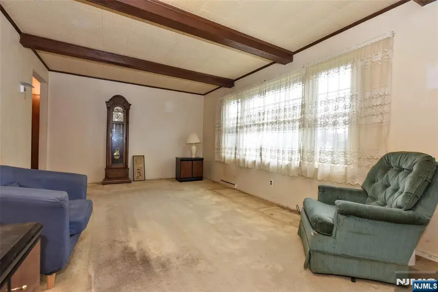 61 Mackay Avenue, Waldwick, NJ 07463 - Image #2