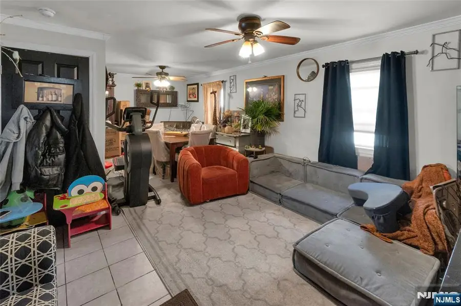 439 Hillside Avenue, Saddle Brook, NJ 07663 - Image #3