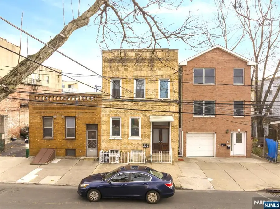 12 Wright Avenue, Jersey City, NJ 07306 - Image #2