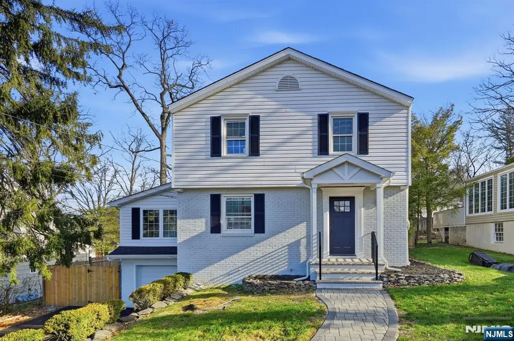 30 W Lawn Road, Livingston, NJ 07039 - Image #1