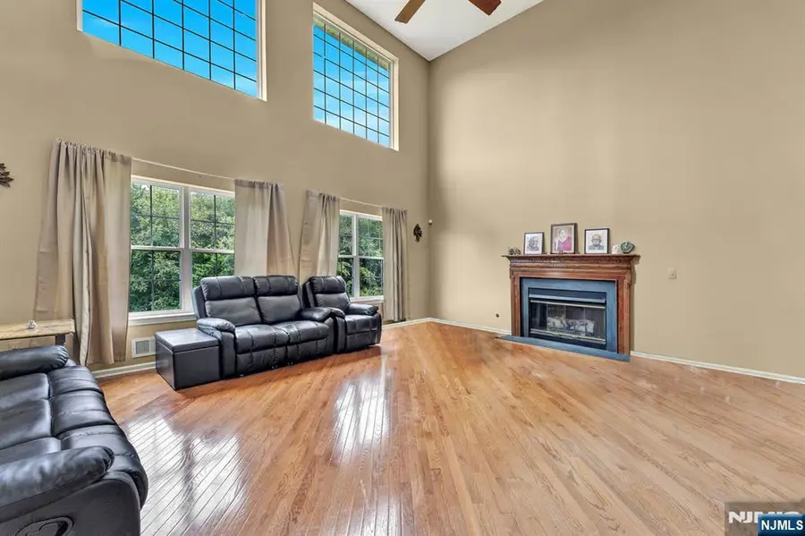 692 Skyline Drive, Lake Hopatcong, NJ 07849 - Image #3