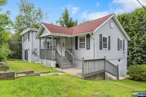 67 Nolans Point, Jefferson Township, NJ 07849