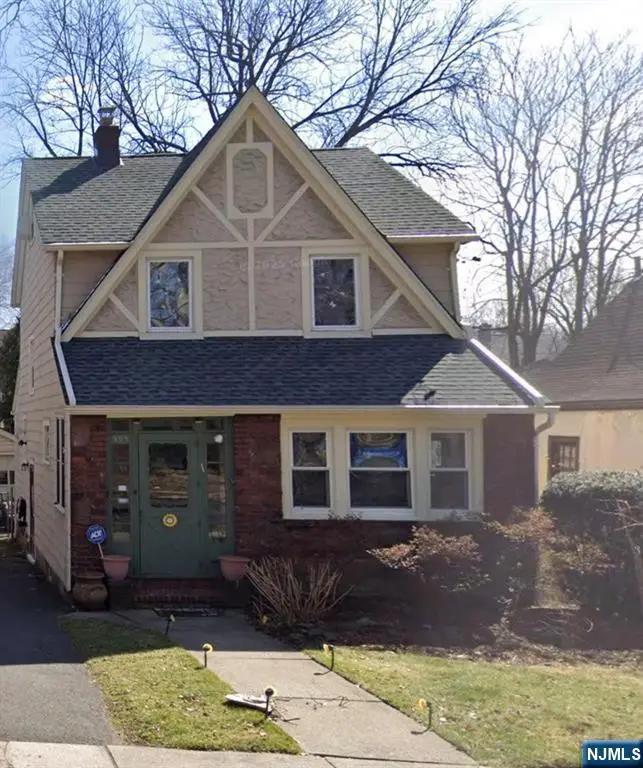 995 Grace Terrace, Teaneck, NJ 07666 - Image #1