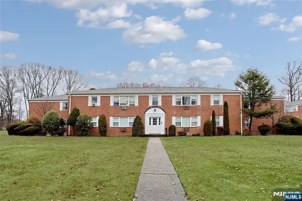 16D Rolling Ridge Road 16D, Montvale, NJ 07645