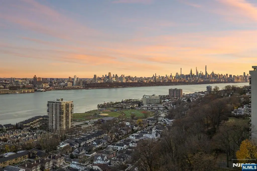 5 Horizon Road 1405-1407, Fort Lee, NJ 07024 - Image #1