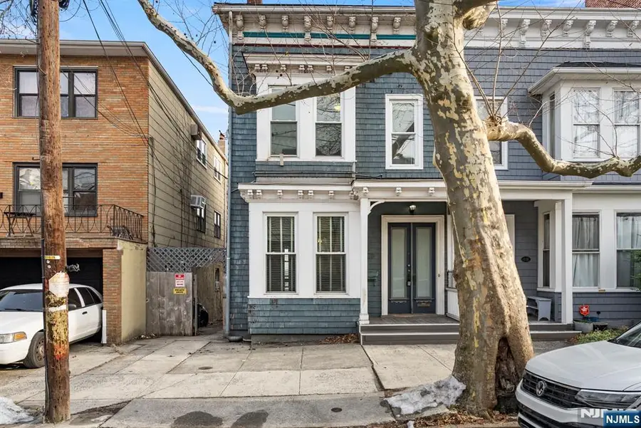 340 Ogden Avenue, Jersey City, NJ 07307 - #3