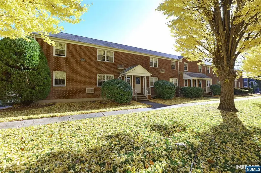 40 Clark Court 104, Rutherford, NJ 07070 - Image #3