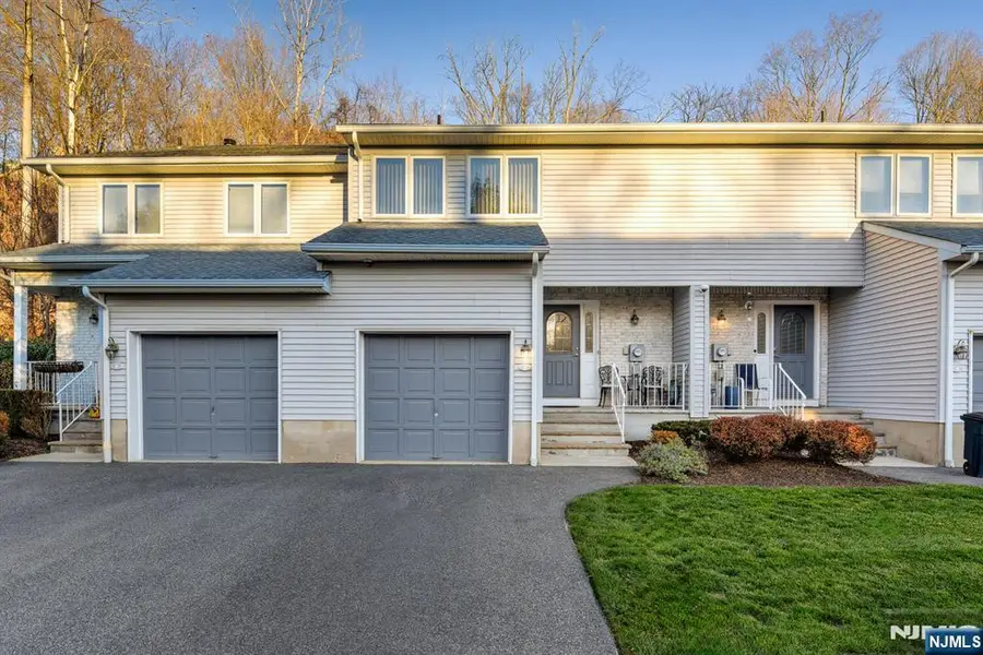6 Hanson Place 6, Wayne, NJ 07470 - Image #3