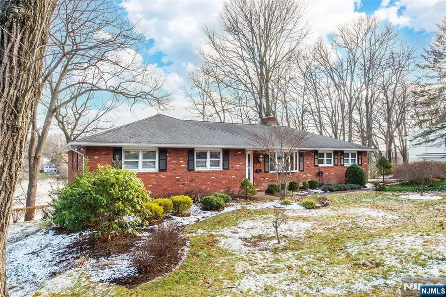 347 High Crest Drive, West Milford, NJ 07480 - Image #2