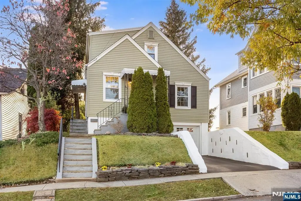 27 Gillespie Road, Bloomfield, NJ 07003 - #1