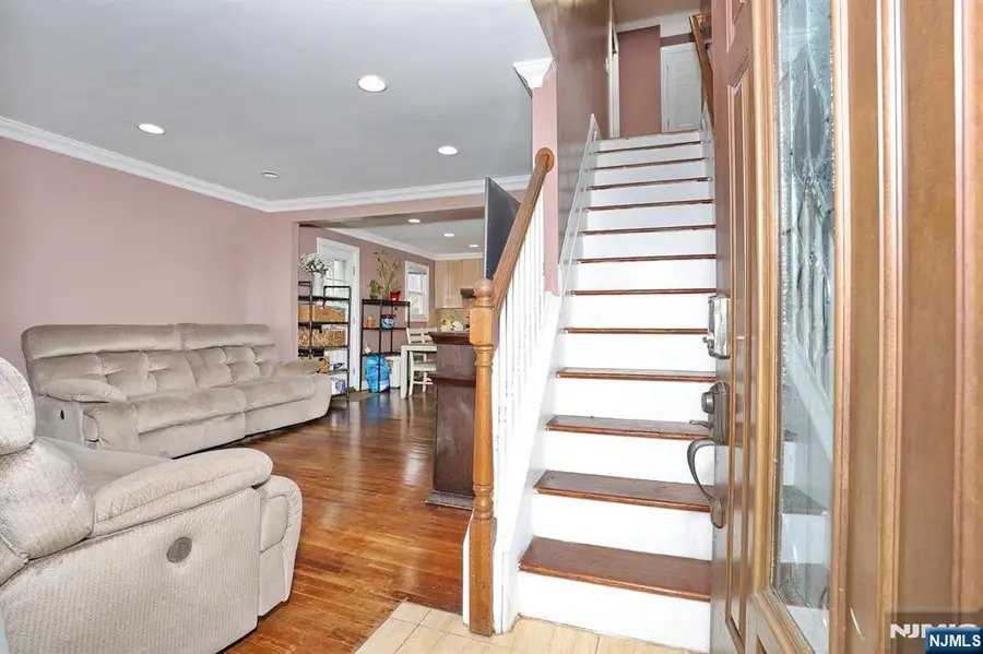 22 Paroubek Street, Little Ferry, NJ 07643 - Image #3