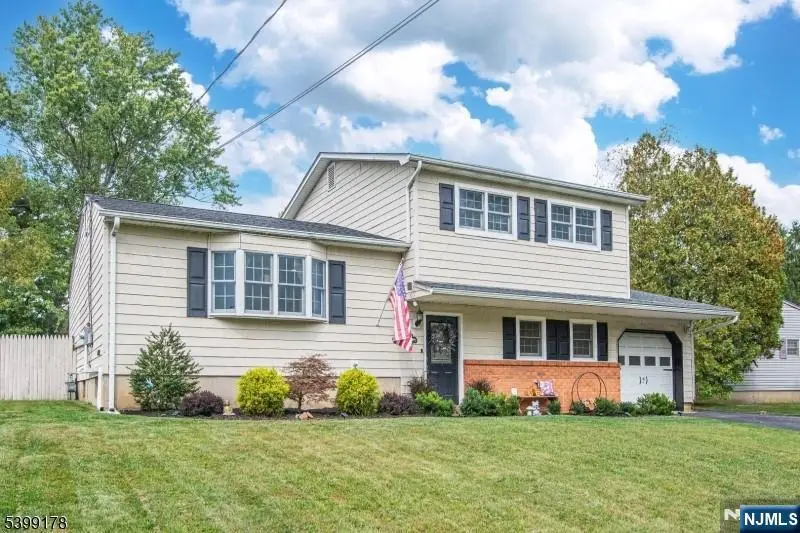 150 College View Drive, Hackettstown, NJ 07840 - Image #2