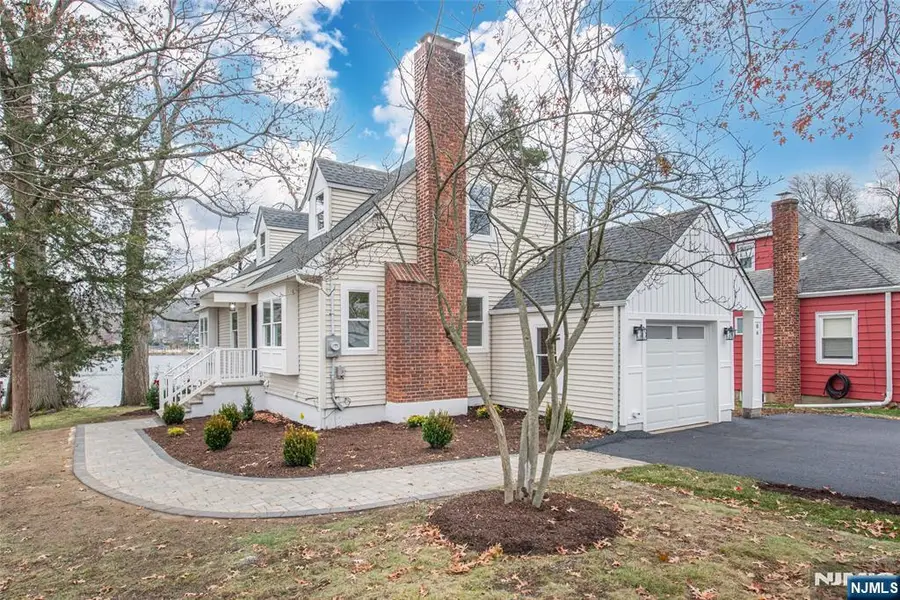 86 Lake W Drive, Wayne, NJ 07470 - Image #3