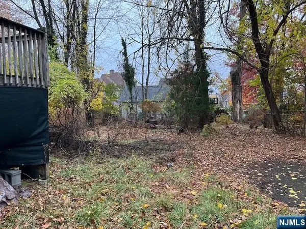 280 Gregory Avenue, West Orange, NJ 07052