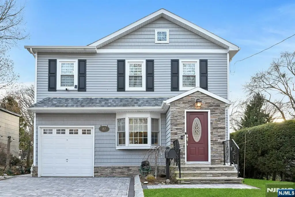 87 Surrey Lane, River Edge, NJ 07661 - Image #1