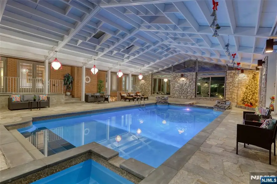 91 Chestnut Ridge Road, Saddle River, NJ 07458 - Image #2