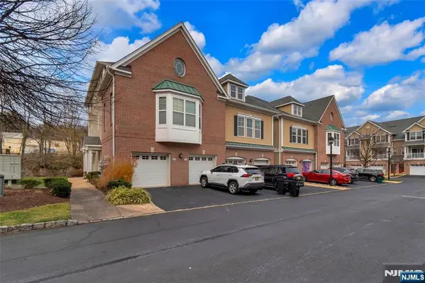 900 River Place, Butler Borough, NJ 07405