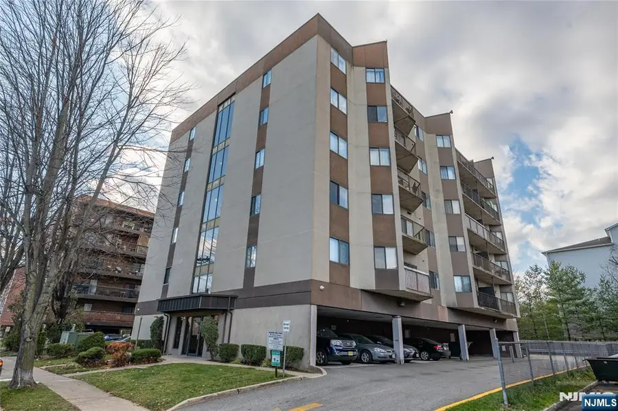 75 Union Street 5E, Hackensack, NJ 07601 - Image #2