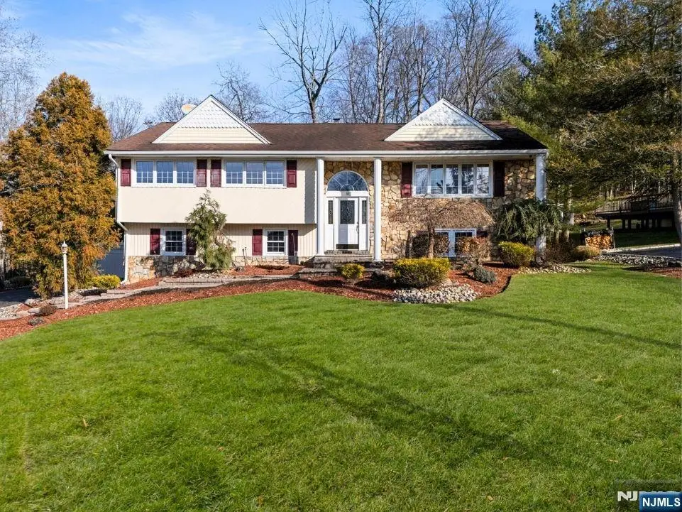 16 Gressinger Road, Wayne, NJ 07470 - Image #1