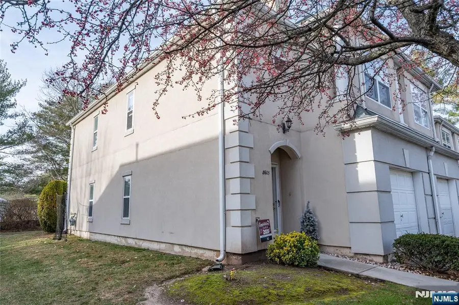 8605 Brittany Drive, Wayne, NJ 07470 - Image #3